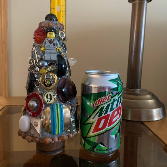 (SOLD!) Harry Potter Junkdrawer Tree Decoration - Picture 11 of 11